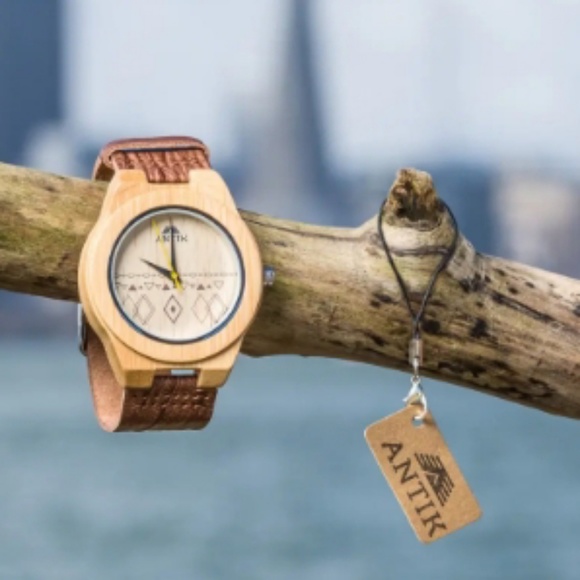 Antik bambo wooden watch unisex leather tan NIB - Picture 4 of 4